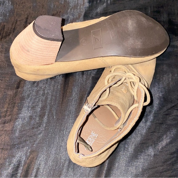 👟👠 2 for $100 | NWOT | Cute Light Brown Lace Up Ankle Booties from Ardene - Picture 3 of 4